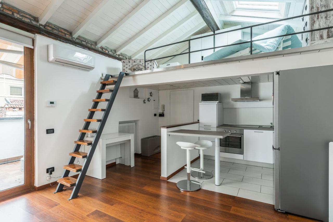 In Our Home By Holiday Solutions Комо Экстерьер фото